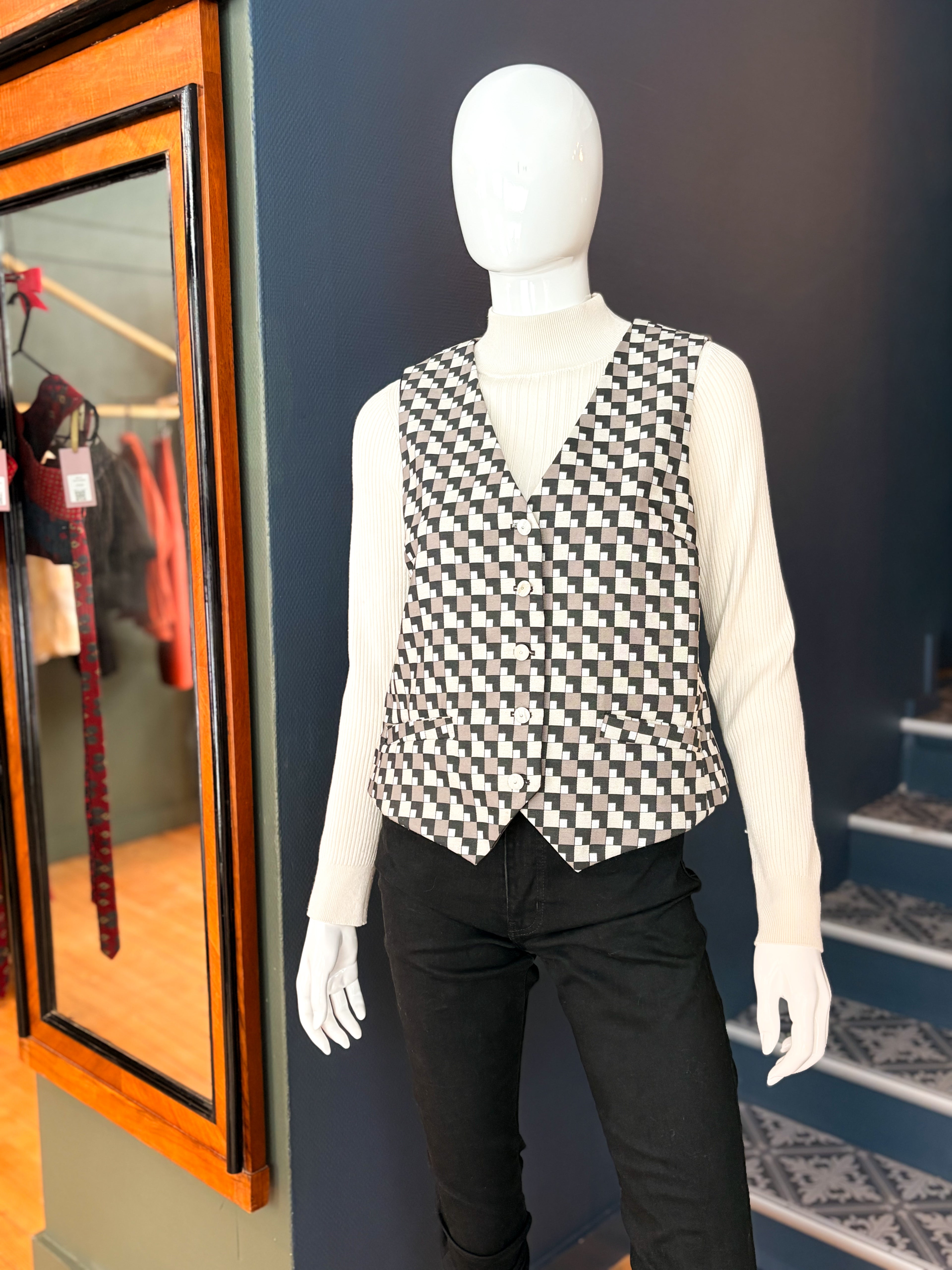 Vivienne vest