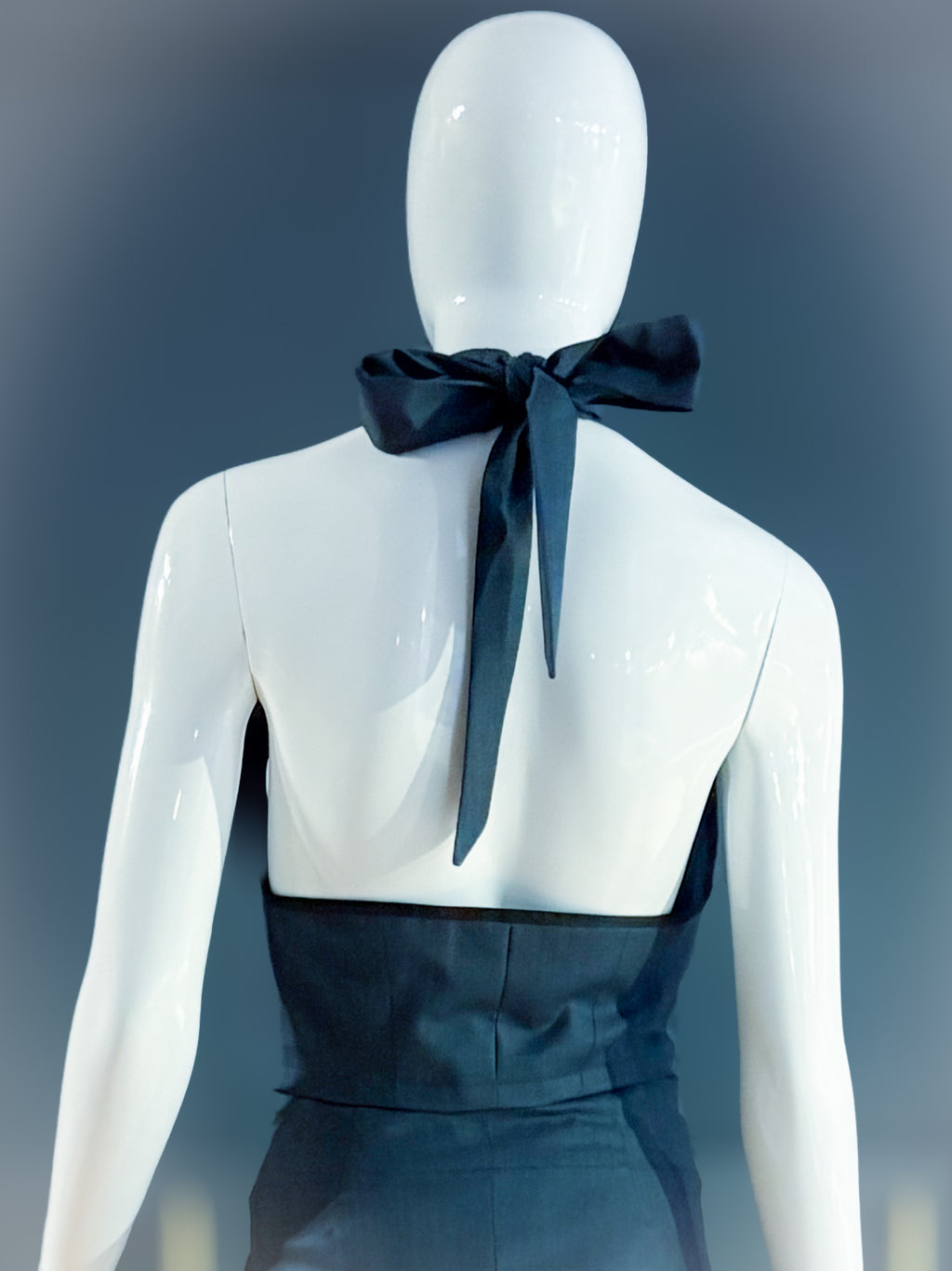 Tova vest